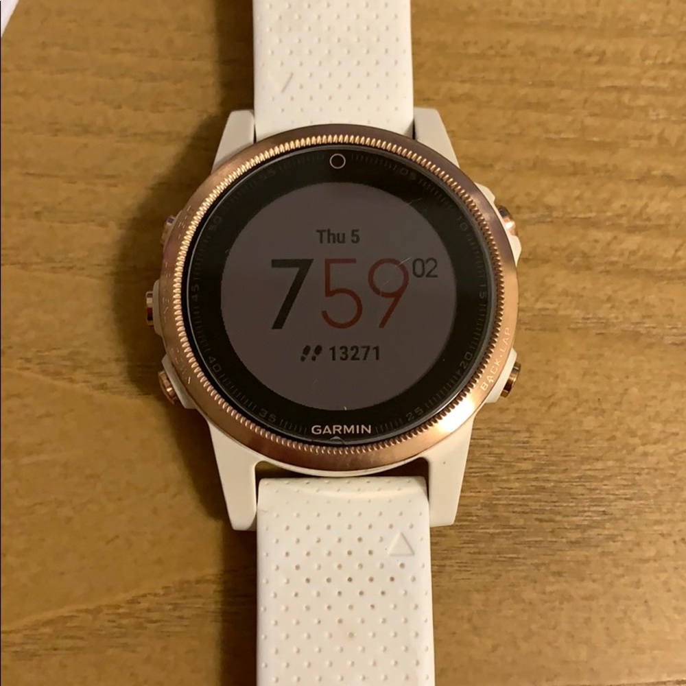 Gently used Garmin fenix 5s
